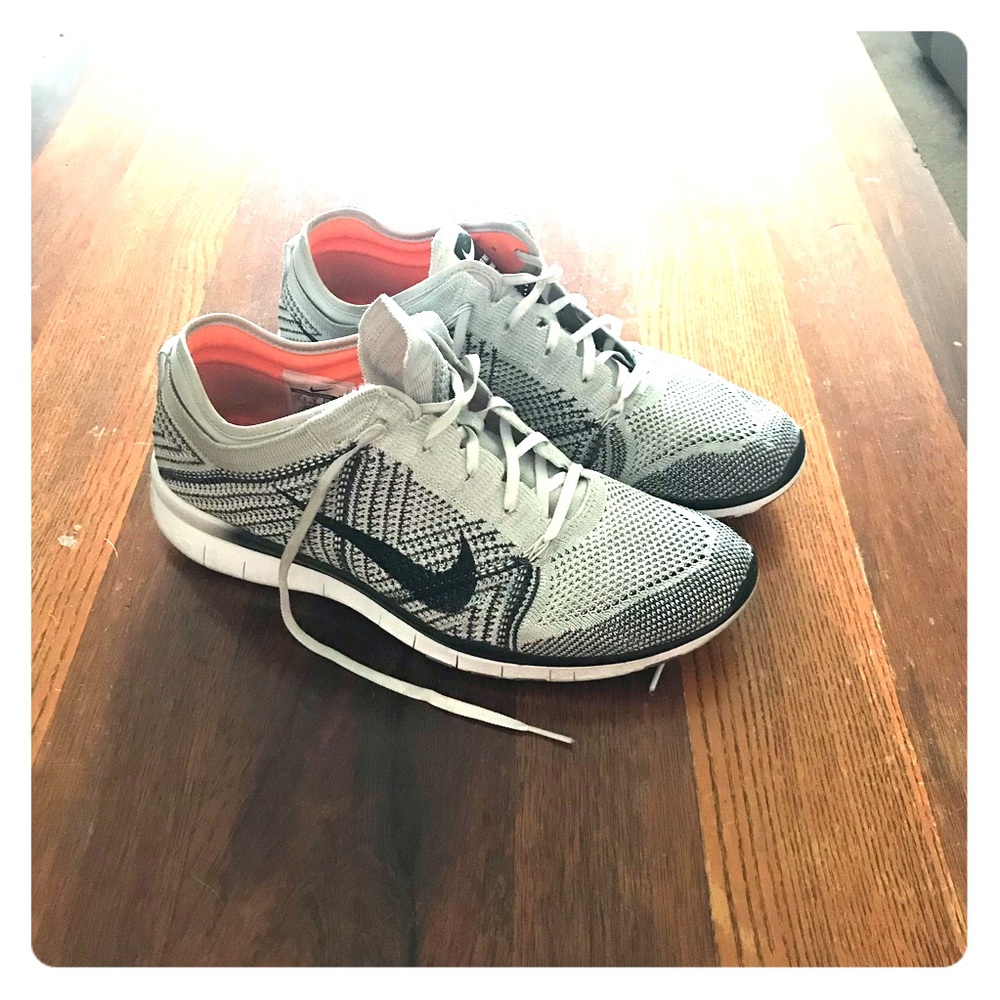 Nike Free TR Flyknit